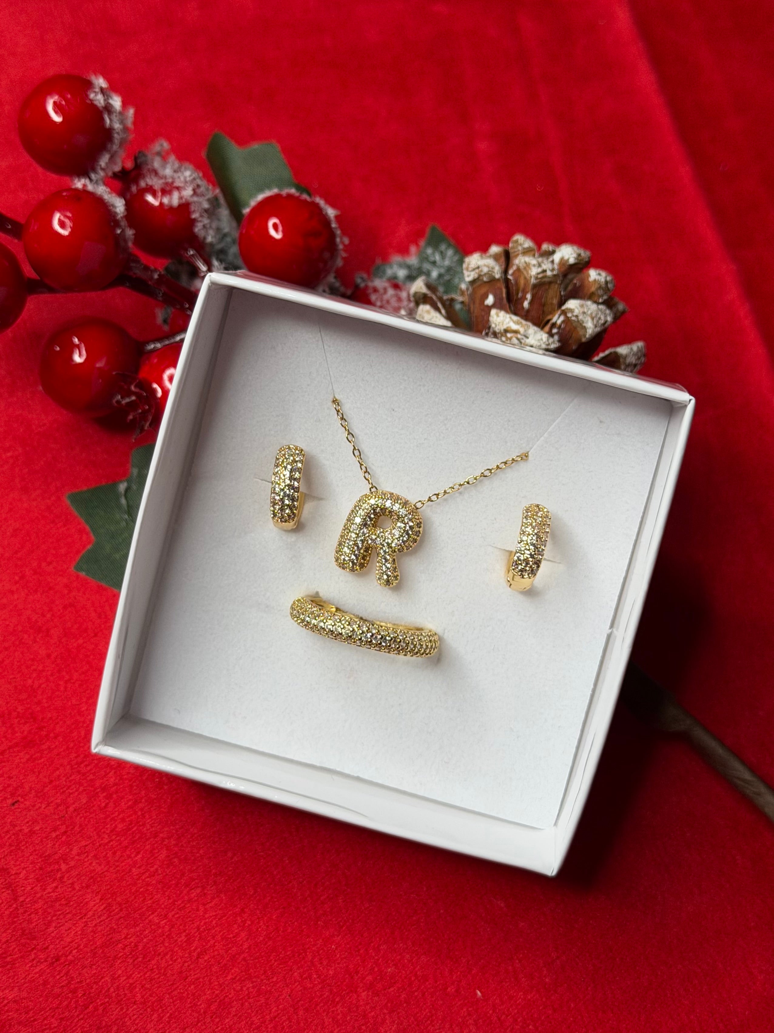 CHRISTMAS BOX✨🎁