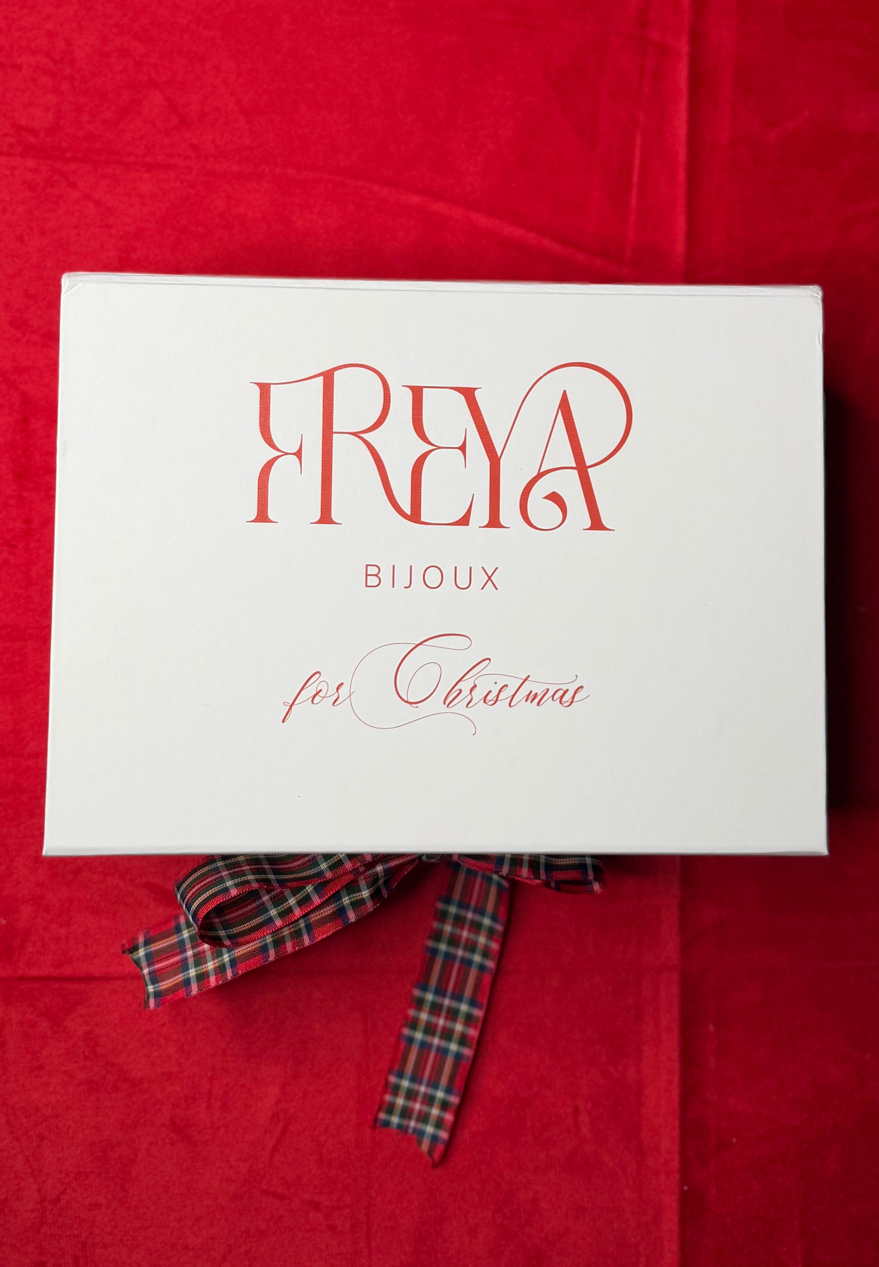 CHRISTMAS BOX✨🎁